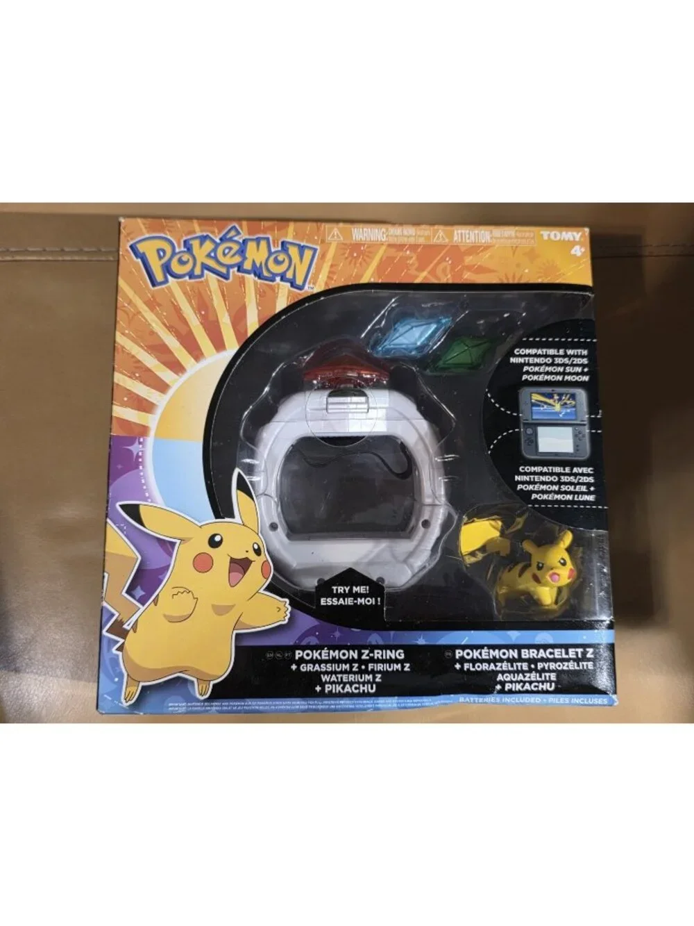 Pokémon Z-Ring Pikachu & Minifigure NIB Nintendo 3DS/2DS SUN & MOON - TOMY 2016